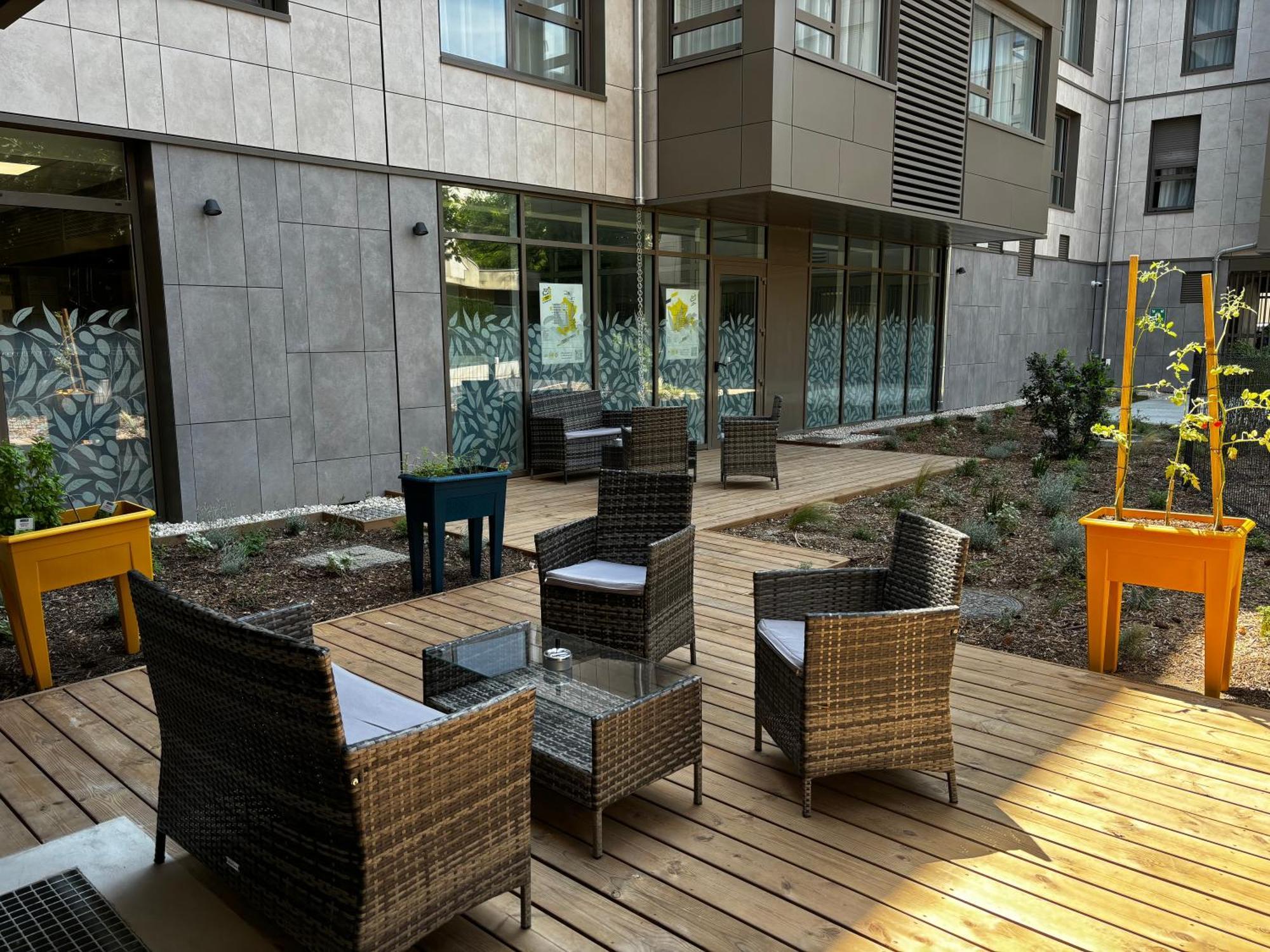 Residence Services Oh Activ Avignon Buitenkant foto